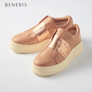 【ベネビス/BENEBIS】サッと履きやすい本革スリッポンスニーカー