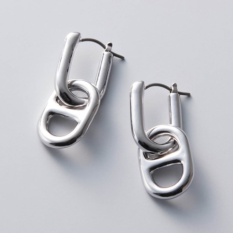 カットガラスを裏面にしてシンプルにも