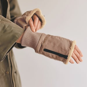 【超最強】ポケット付きあったかハンドウォーマー