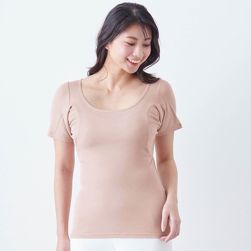 サーモンベージュ