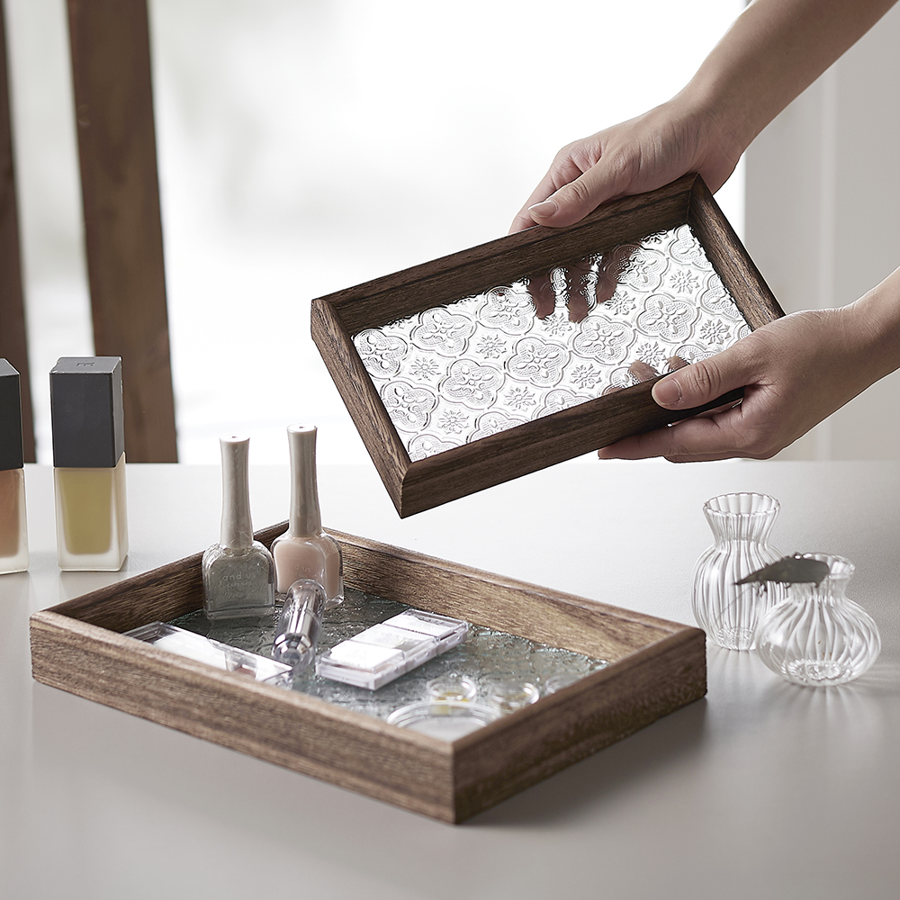 【ベルメゾン】どこか懐かしい台湾ガラス調トレイ