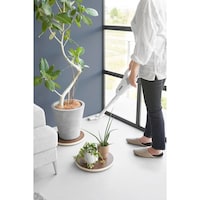 重い鉢植えの下も掃除がしやすい