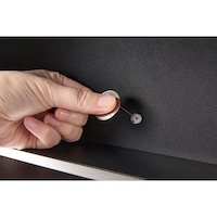 石こうボードピンで壁の穴が目立ちにくい。