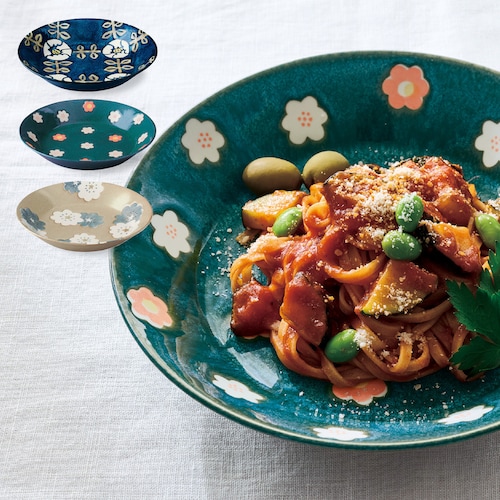 【定期お届け】 北欧調フラワーデザインのパスタ皿 ：3回シリーズ