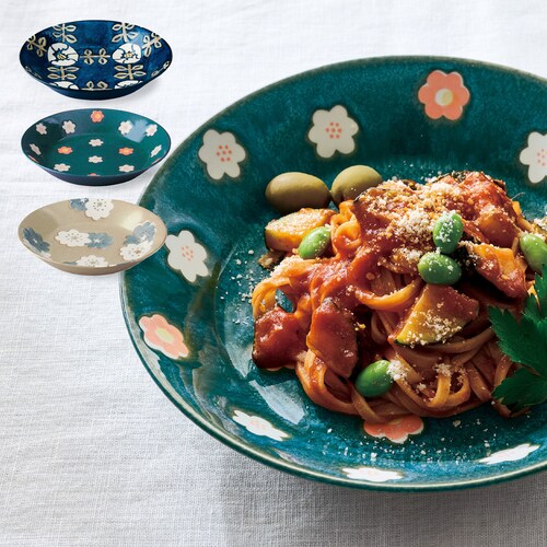 【定期お届け】 北欧調フラワーデザインのパスタ皿 ：3回シリーズ