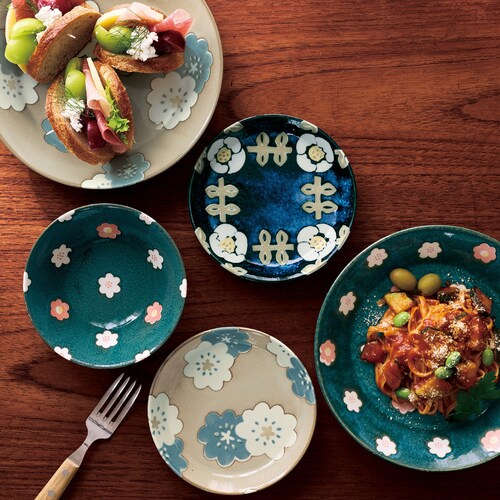 【定期お届け】 北欧調フラワーデザインのパスタ皿 ：3回シリーズ