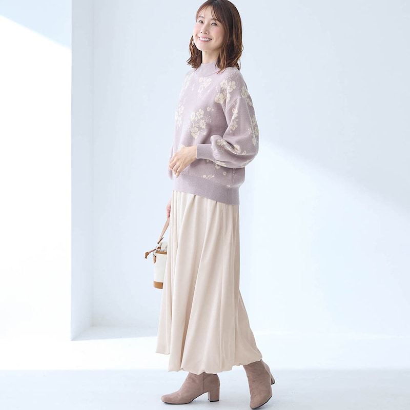 モデル身長168cm　※スカートのみ着用