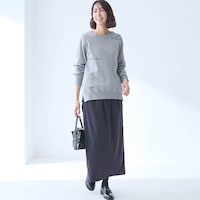 モデル身長169cm　※スカートのみ着用