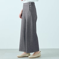 モデル身長168cm／M※写真は撮影用のため股下+6cmになります。