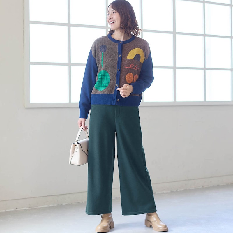 モデル身長168cm／M※写真は撮影用のため股下+6cmになります。