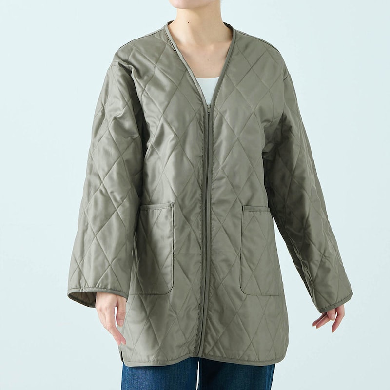 取り外して単品でも着られるライナー付き