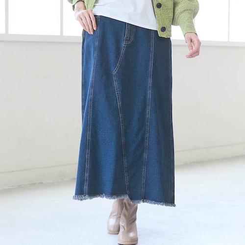 季節の変わり目に履きたいやわらかデニムスカート