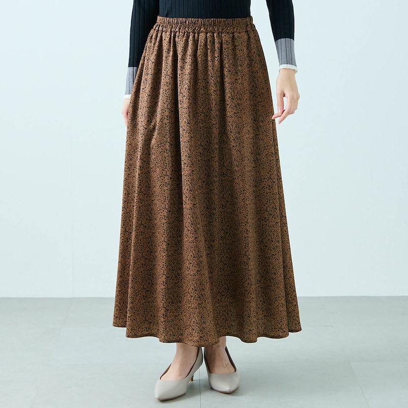 モデル身長168cm／M※写真は撮影用のため総丈+6cmになります。