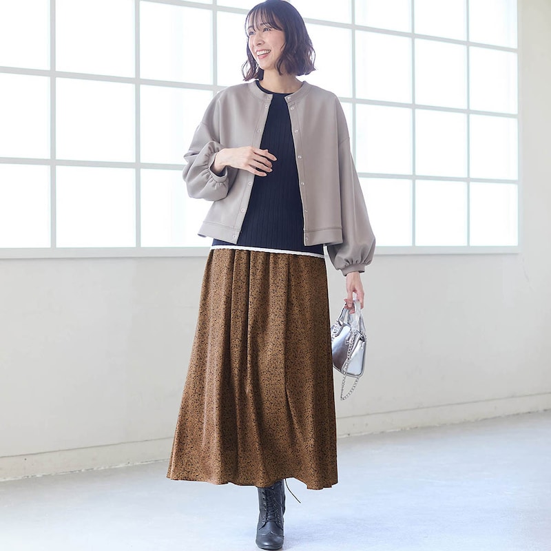 モデル身長169cm／M※写真は撮影用のため総丈+6cmになります。