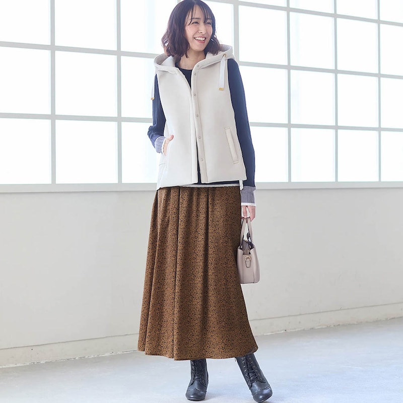 モデル身長169cm／M※写真は撮影用のため総丈+6cmになります。