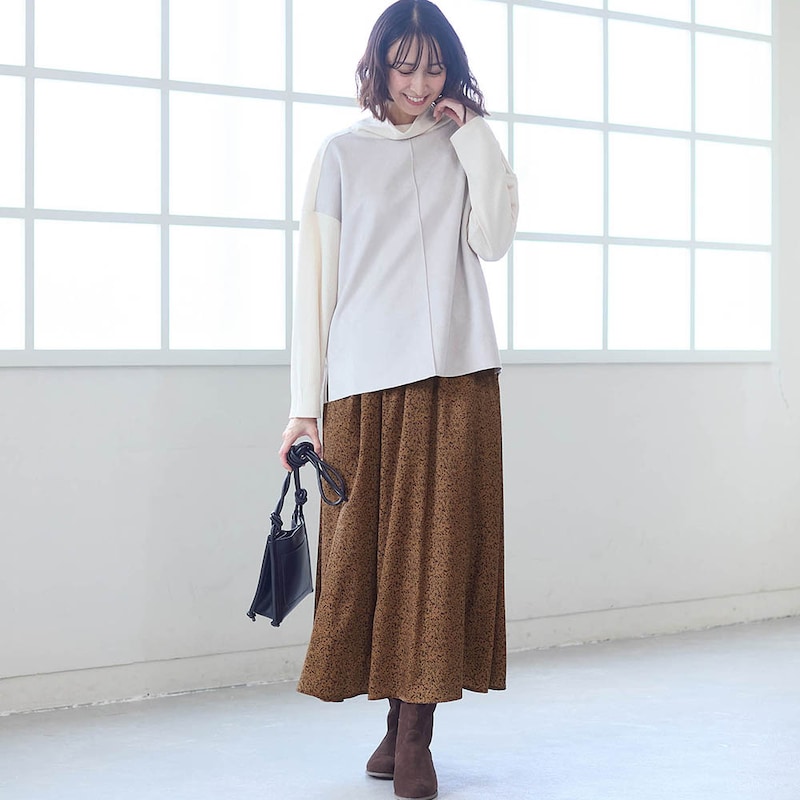 モデル身長169cm／M※写真は撮影用のため総丈+6cmになります。