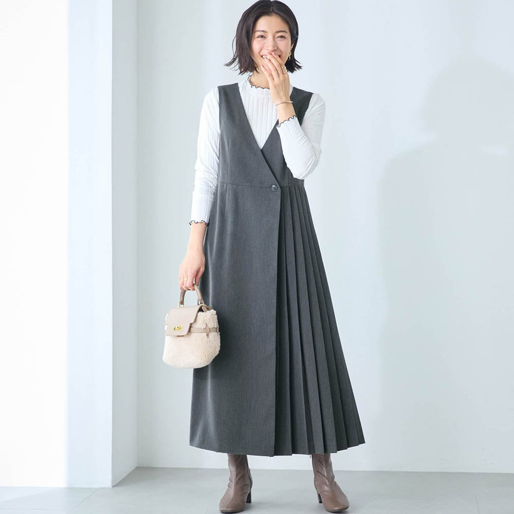 モデル身長168cm／M ※写真は撮影用のため身丈+9cmになります。