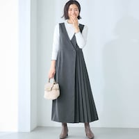 モデル身長168cm／M ※写真は撮影用のため身丈+9cmになります。