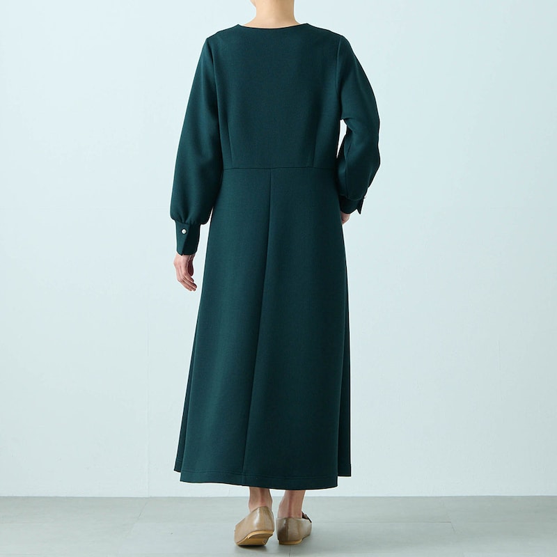 モデル身長167cm／M※写真は撮影用のため身丈+８cmになります。