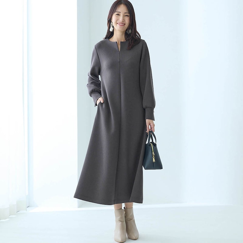 モデル身長173cm／M※写真は撮影用のため身丈+８cmになります。