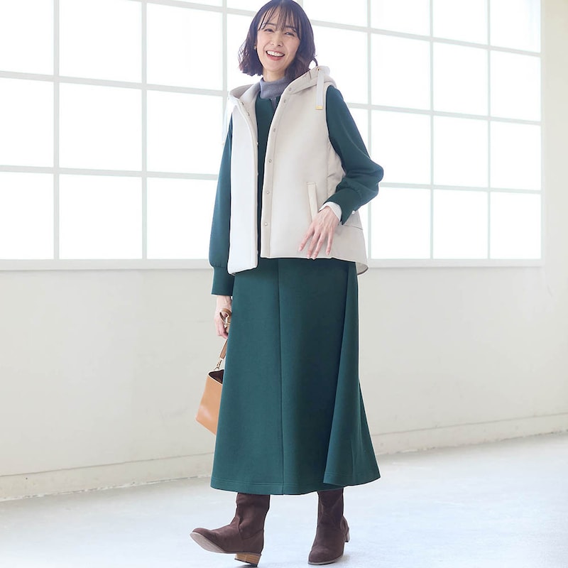 モデル身長169cm／M※写真は撮影用のため身丈+８cmになります。