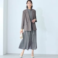 モデル身長169cm／M ※写真は撮影用のため着丈+8cmになります。