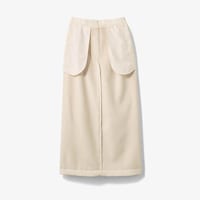 オフホワイトのみ白のベロア風シャギー素材を使用