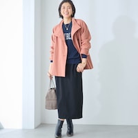 モデル身長168cm／M ※写真は撮影用のため総丈+4cmになります。