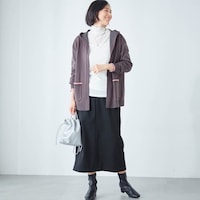 モデル身長168cm／M ※写真は撮影用のため総丈+4cmになります。
