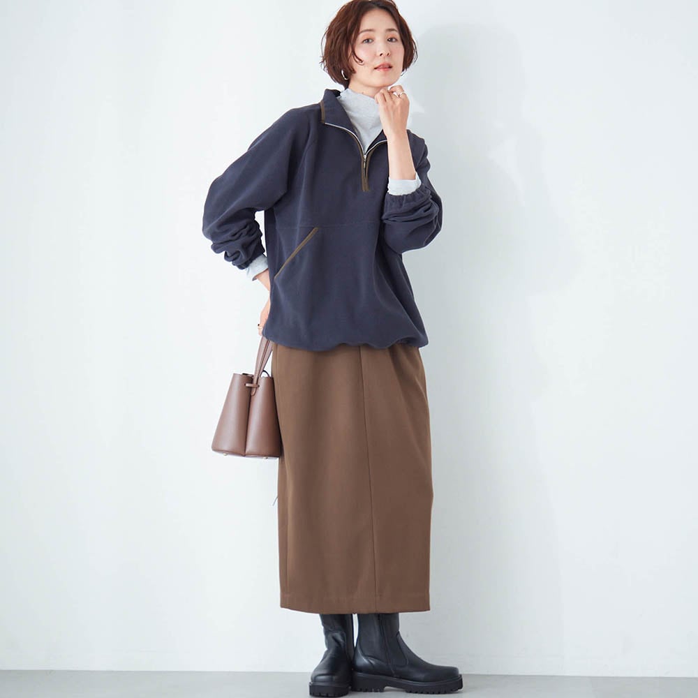 モデル身長168cm／M ※写真は撮影用のため総丈+4cmになります。