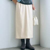 オフホワイト