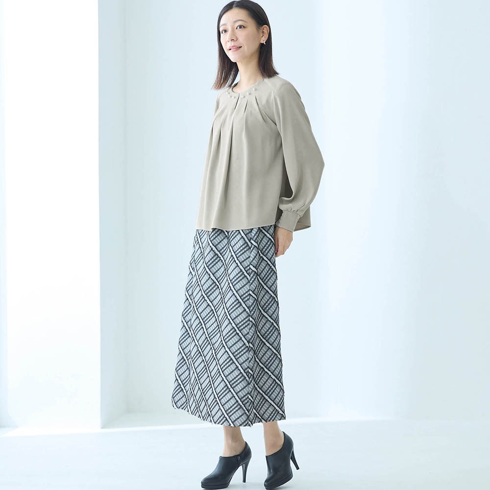 モデル身長172cm／M