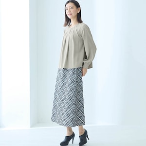 モデル身長172cm／M