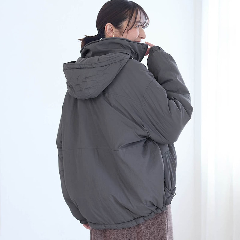 モデル身長169cm／M　※裾をしぼった状態