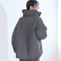 モデル身長169cm／M　※裾をしぼっていない状態