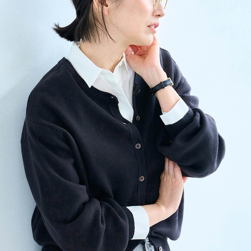 モデル身長168cm／M　※ボタンを前側で着た場合
