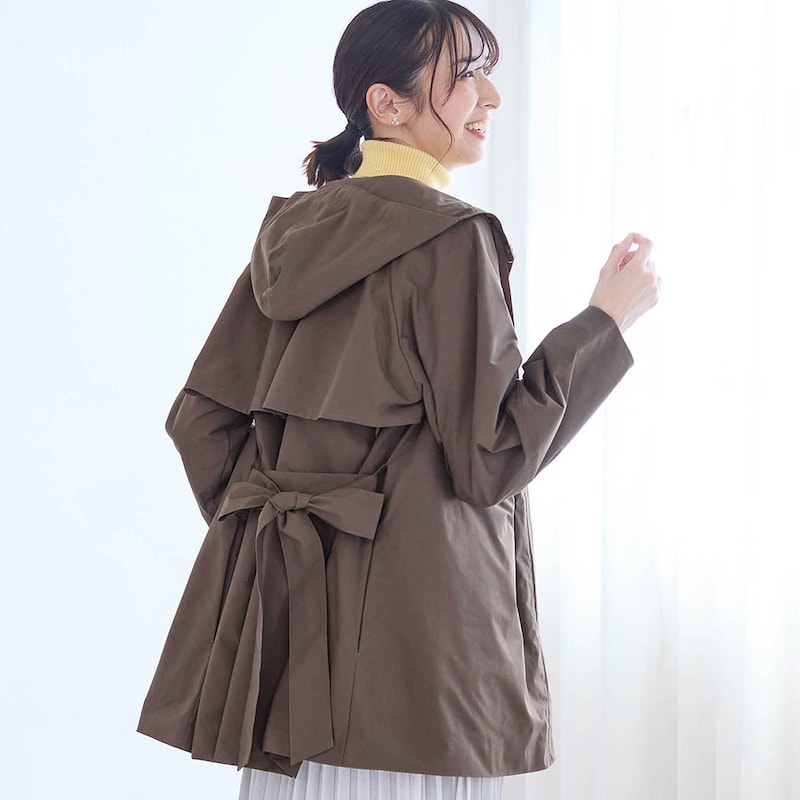 モデル身長169cm／M　ベルトを後ろで結ぶのも可愛い