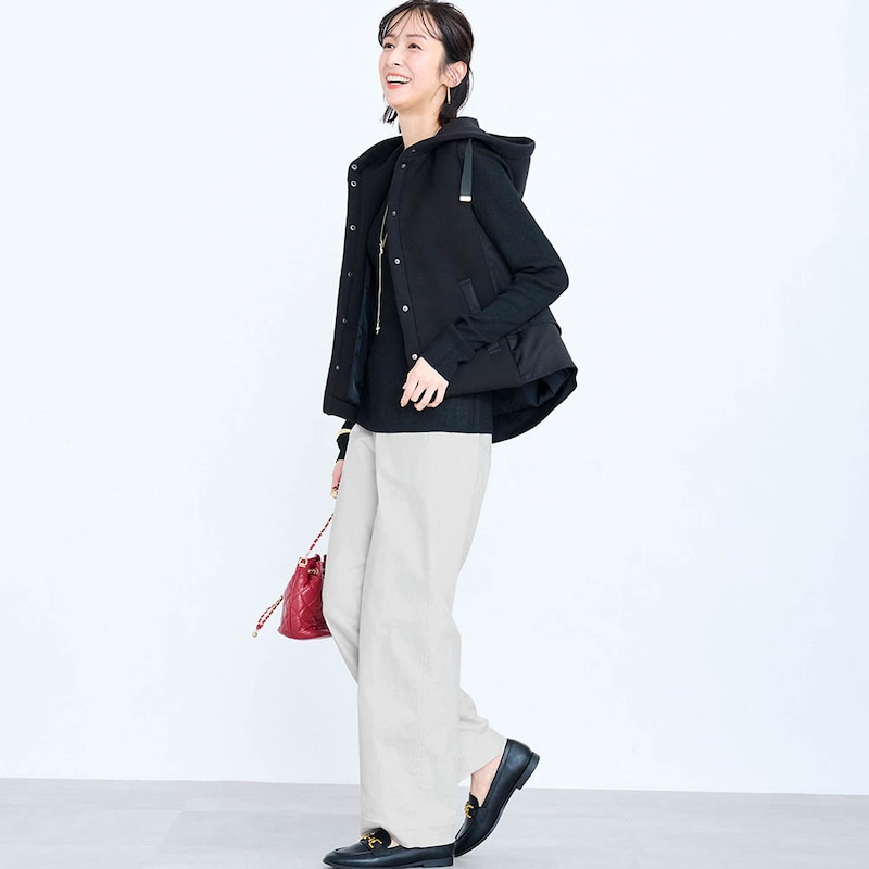 モデル身長169cm／M※写真は撮影用のため股下+6cmになります。