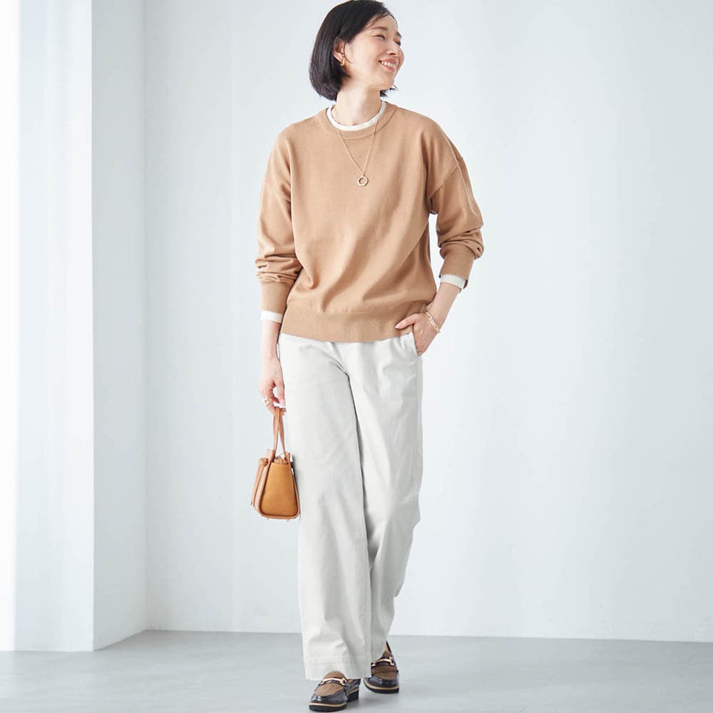 モデル身長168cm／M ※写真は撮影用のため股下+6cmになります。