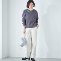 モデル身長168cm／M ※写真は撮影用のため股下+6cmになります。