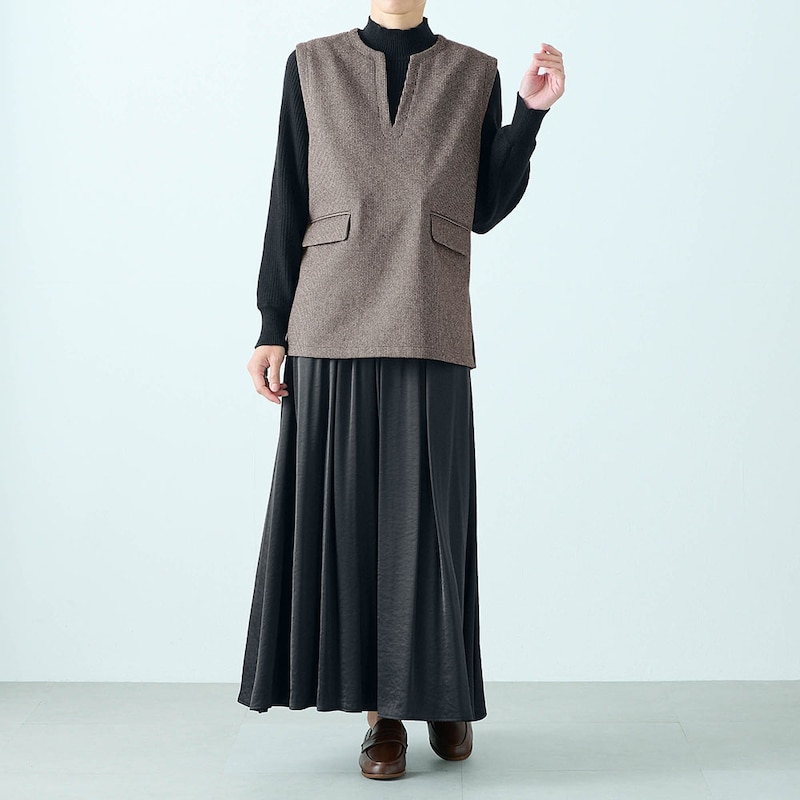 モデル身長168cm／M※写真は撮影用のため総丈+6cmになります。