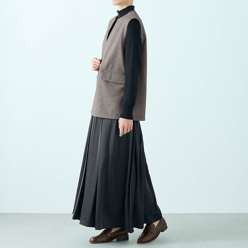 モデル身長168cm／M※写真は撮影用のため総丈+6cmになります。