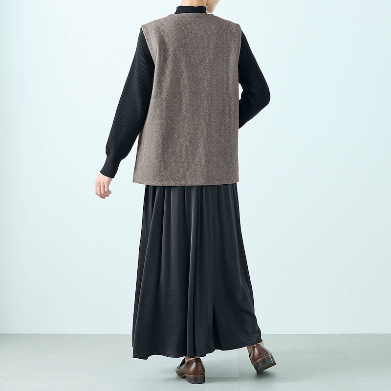 モデル身長168cm／M※写真は撮影用のため総丈+6cmになります。