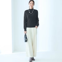 モデル身長173cm／M※ニットのみ着用