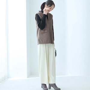 モデル身長173cm／M※ベストとニットのみ着用