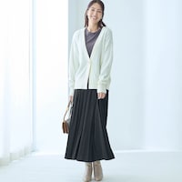 モデル身長173cm／M※写真は撮影用のため総丈+6cmになります。スカートのみ着用