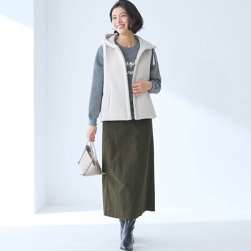 モデル身長168cm／M※写真は撮影用のため総丈+6cmになります。