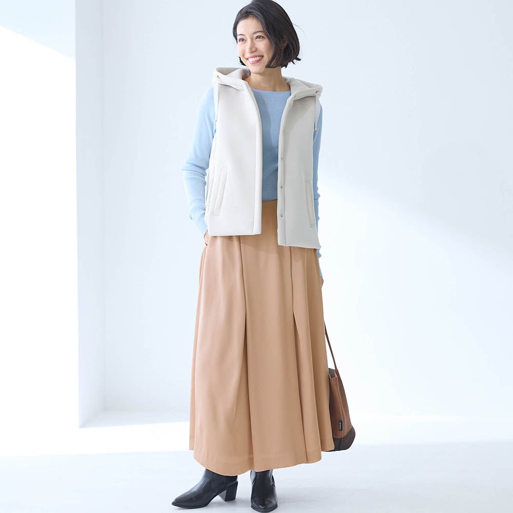 程よい光沢素材のタックスカート(スタイルノート/StyleNote)｜通販の