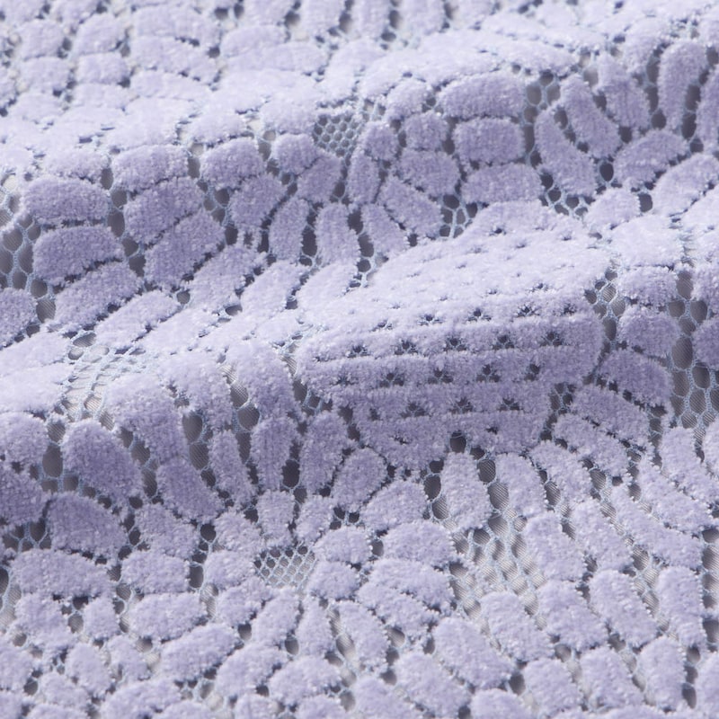 起毛させたあたたかみのあるレース素材