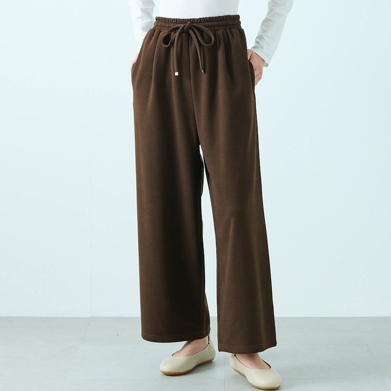 モデル身長168cm／M※写真は撮影用のため股下+6cmになります。